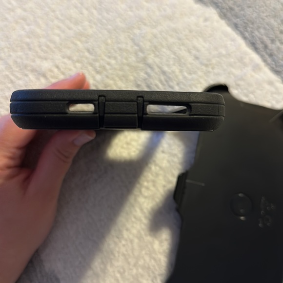 Otterbox iPhone 11 Pro Max Defender Series Screenless Edition - Picture 4 of 6